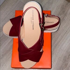 Adrienne Vittadini Burgundy Sandals Sz. 10M